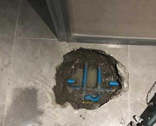 咸安阳台漏水维修公司分享下暖气管道漏水的原因有哪些